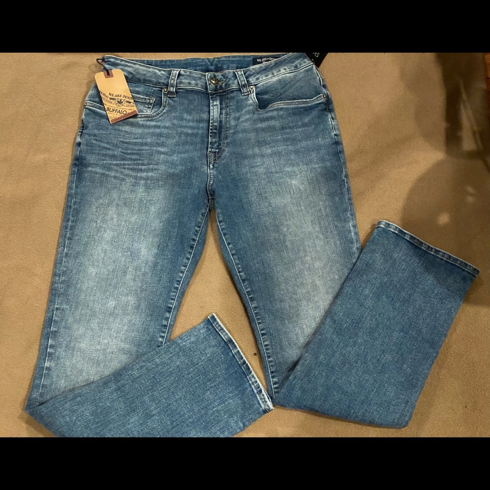 Brand new w/ tags original men’s Buffalo denim jeans 👖